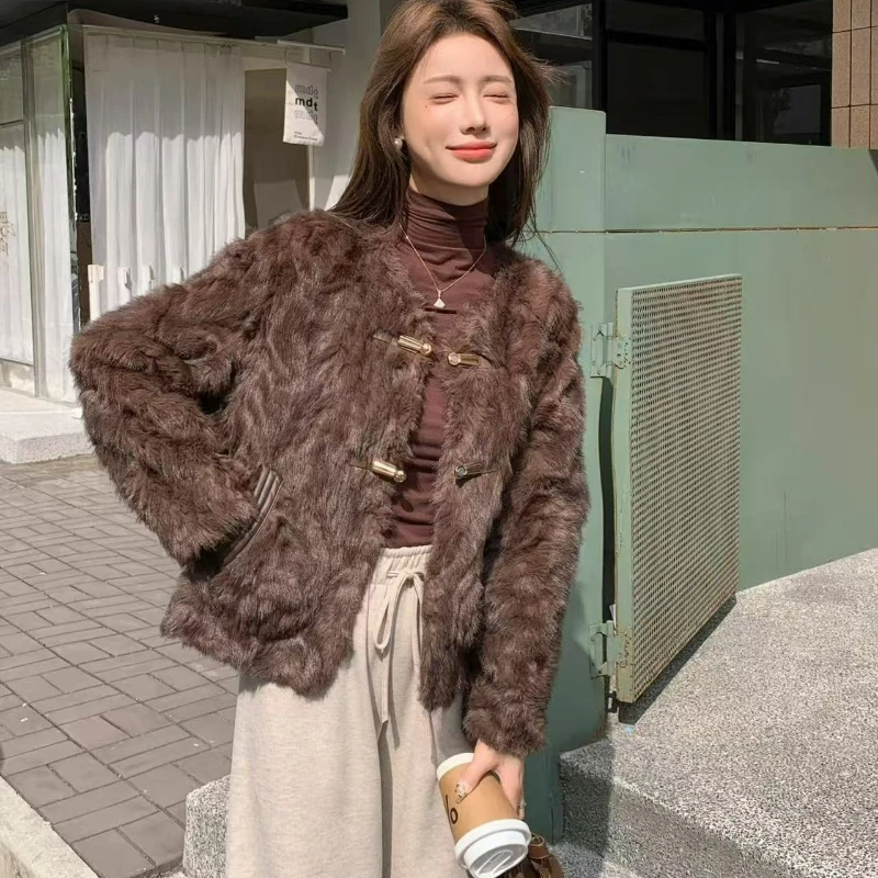 2026 Autumn Winter Fashionable Elegant Fox Mink Warm Outerwear Eco-friendly Fur Round-neck Single-breasted Short Coat for Women