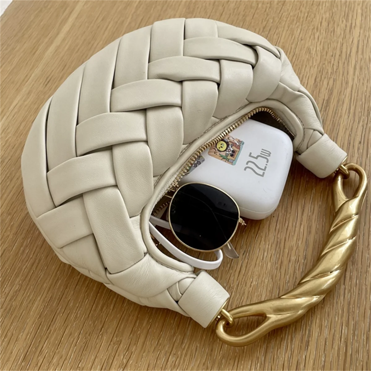 

JW PEI Weave Women's Handmade Crossbody Bag Fashion Shoulder Bag Bohemian Style with Simple Design for Travel and Daily Wear