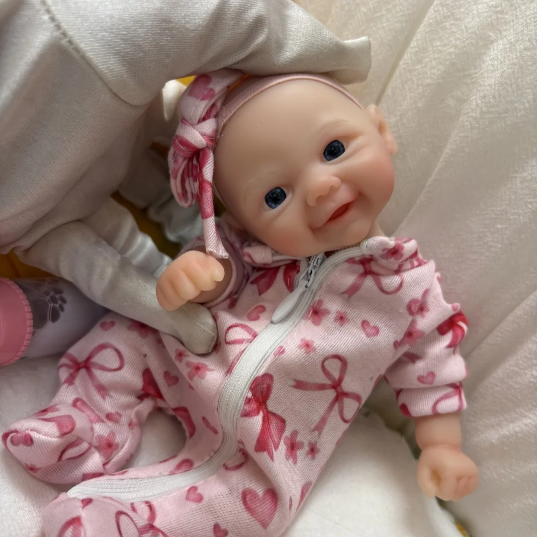20CM /2 Styles Waterproof Soft Mini bebe reborn de silicona Girl Dolls With Paint Skin Flexible Handmade Newborn Silicone Dolls
