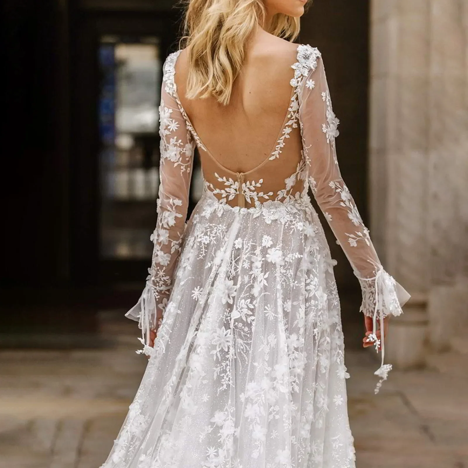 Ladies Spring Summer Sexy Deep V Lace Long Sleeve Dress White High Waist Backless Party Ball Dress Elegant and Beautiful Dress