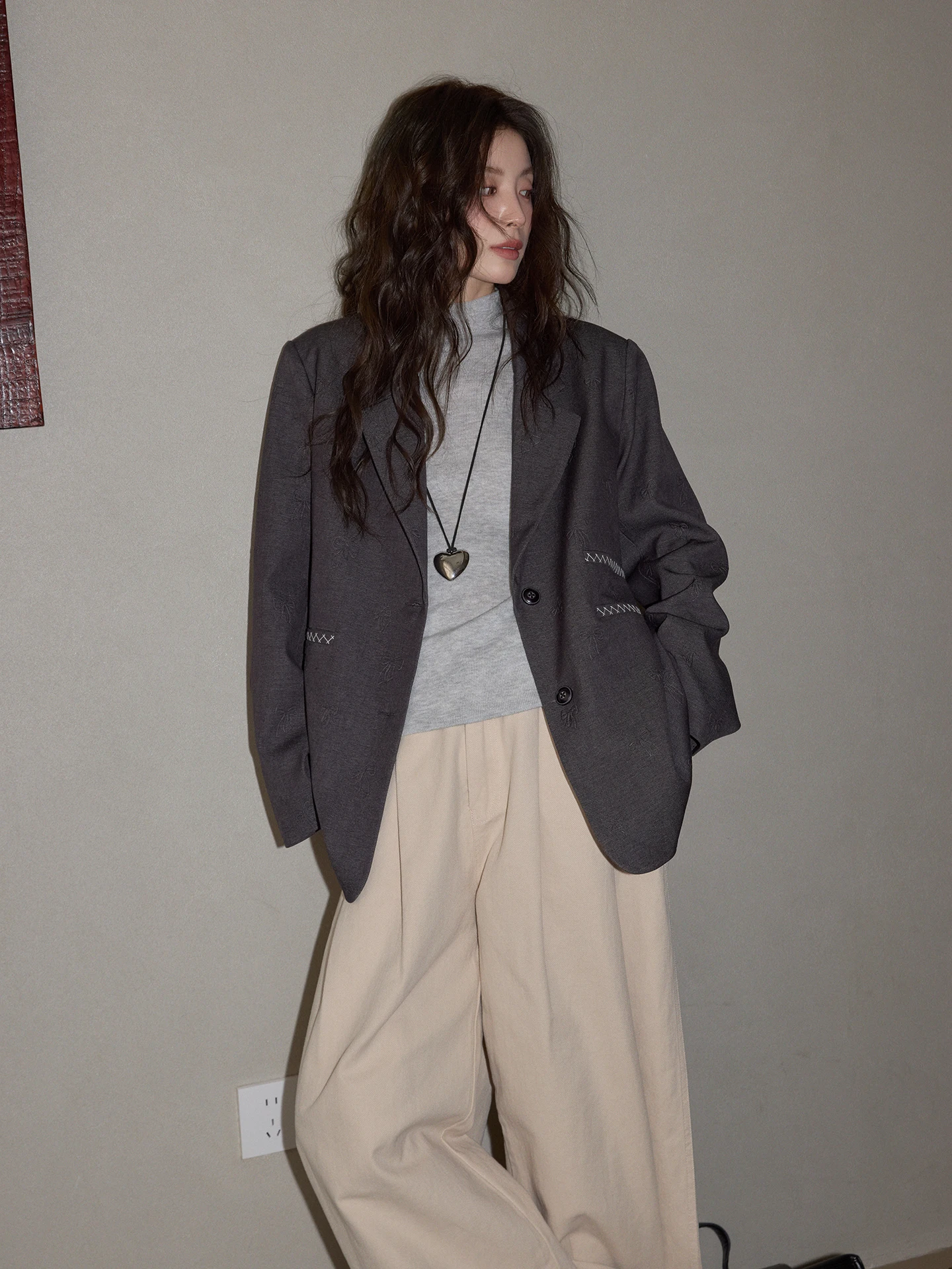 

Casual ey Long Sve Women's Suit Jaet Loose Fit Commute Sle Faion Design Winter High Quali Outerwear Coat