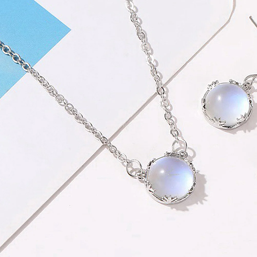 

Moonstone Necklace Creative Fashion Sweater Chain Korean Version Jewelry Pendant