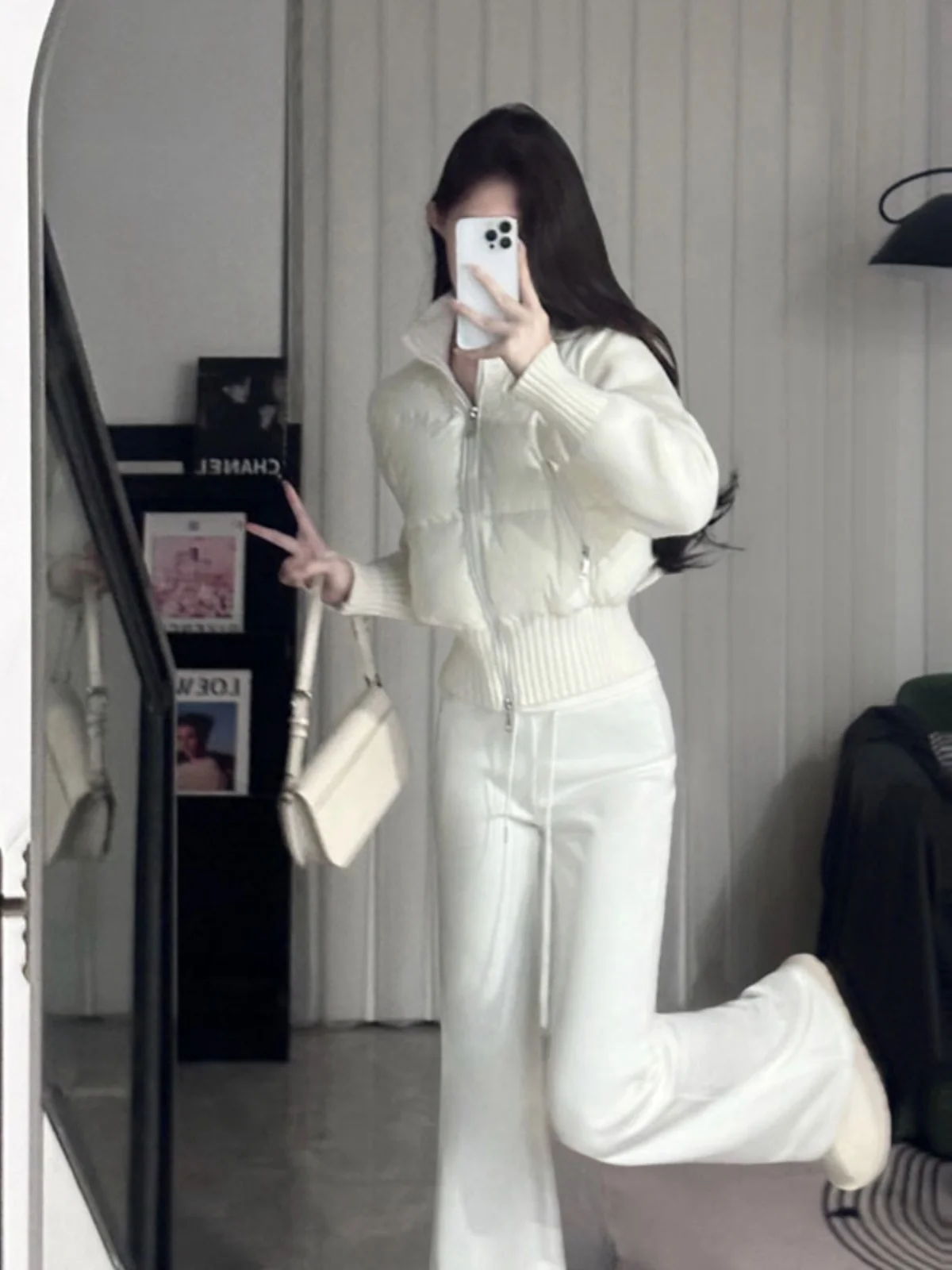 

Spring 2026 Thickened Knitted Patchwork White Duck down Jacket Unique Small Size Beautiful Women's Puffer Coat Commute Style