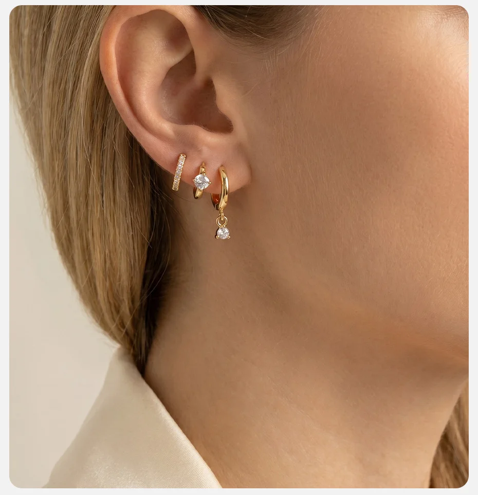 Vnox Elegantes Creolen-Set für Damen, vergoldet, glänzende Zirkon-Ohrstecker, C-förmige Ohrklemme, Statement-Schmuck für trendige Partys – Detail 3