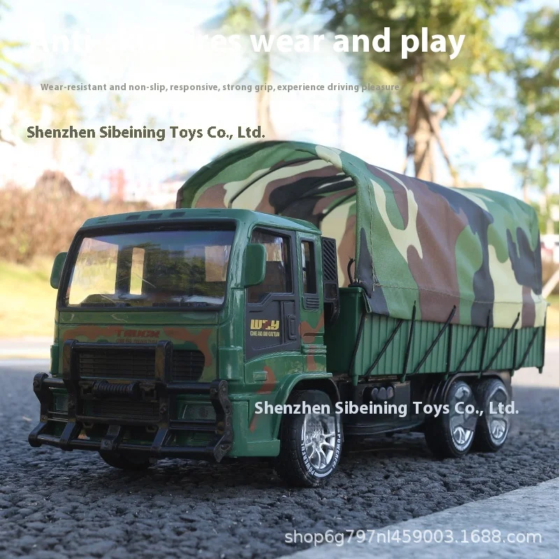 Nuovo veicolo da trasporto militare Veicolo telecomandato Veicolo fuoristrada Carta da carico mimetica a sei ruote Giocattolo per ragazzo senza fili