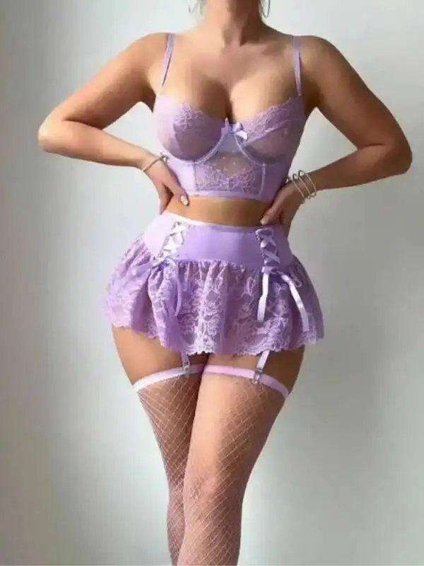 Set Rok Seksi Wanita Ungu dengan Renda Erotis Transparan Romantis Bra Celana Dalam Set Rok Pembungkus Dada Tali Pengikat Menawan 3A1W