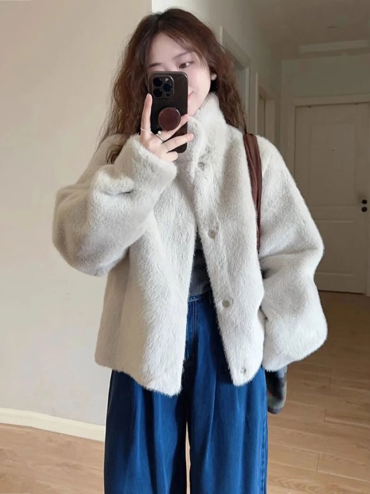 

Lamb Wool Jacket Woman Purple Sherpa Lined Overshirt Fleece Construction Button-Through Front Utility Pocket Design Practical GF