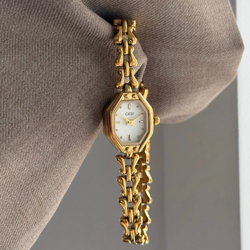 Retrothorn bracelet small dial quartz watch 2025 new light luxury waterproof simple fashion niche women's temperament watch gift