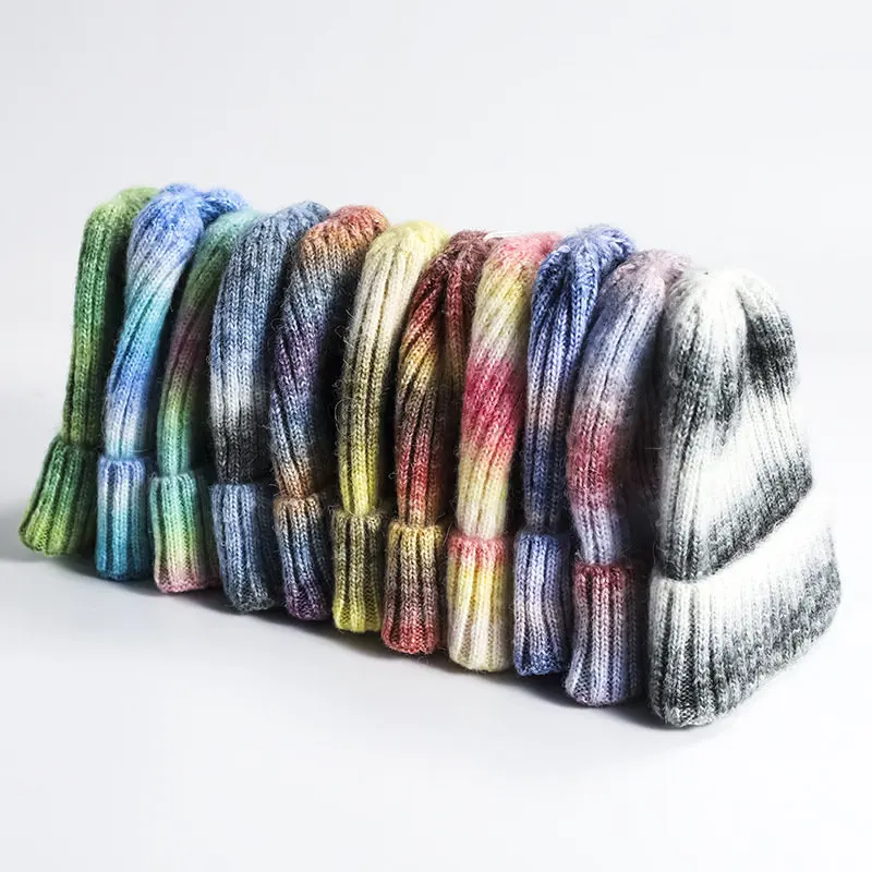 13 Color Space Dye Yarn Acrylic Bean Hat Winter Women\'s Hat Best Matching Acrylic Women\'s Hat Autumn Warm Skull Wholesale