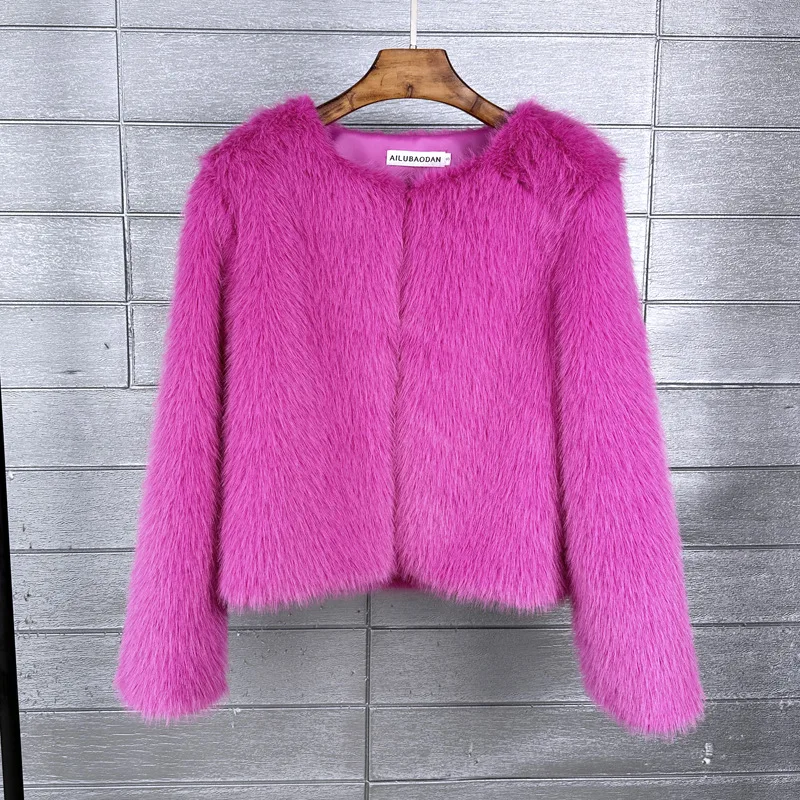 Luxury Women's Clothing Fur Faux Fur Coats Solid Short Coats Fashionable Comfortable Warm Winter Women Jacket Coat Women