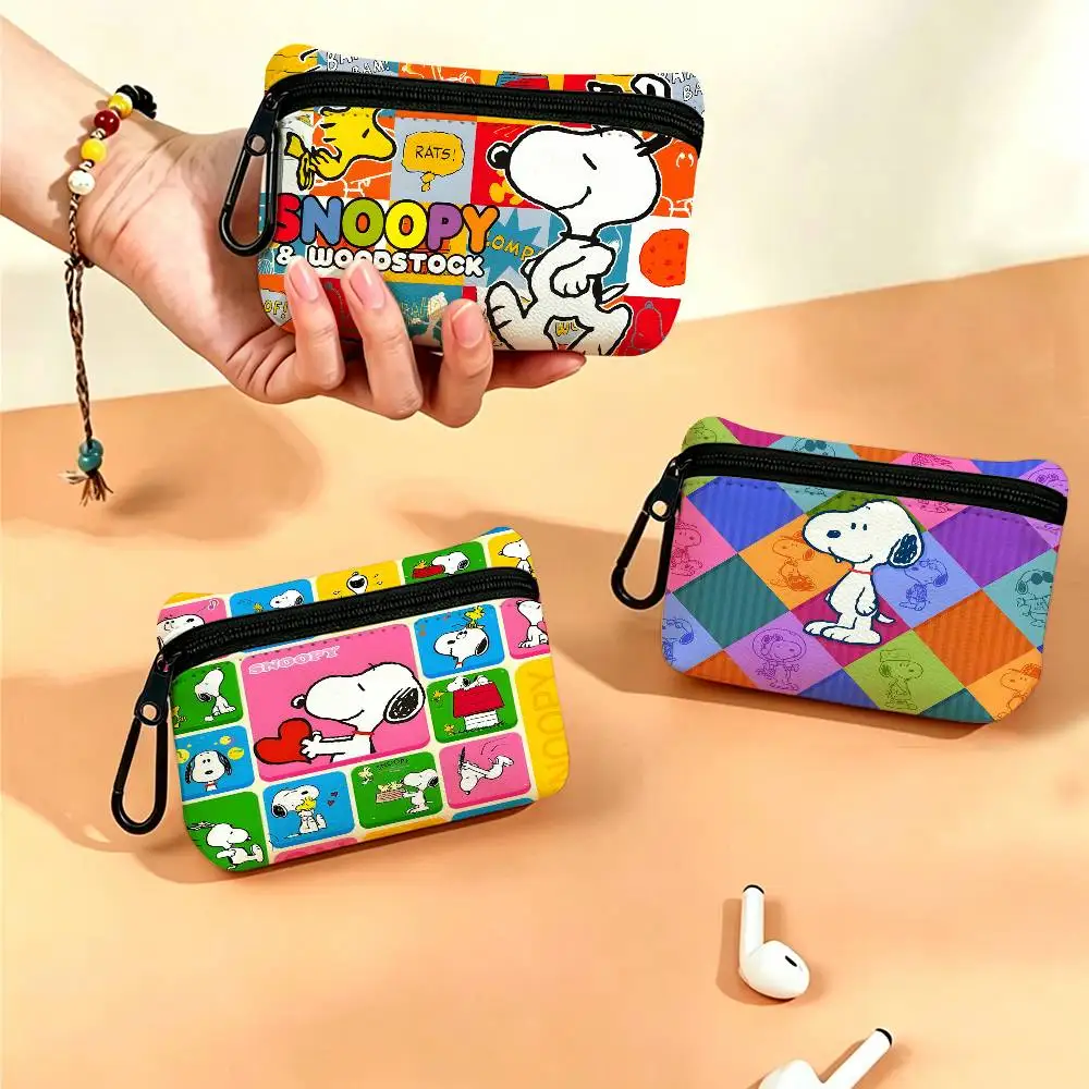 Classic Cartoon Cute S-Snoopy Compact Oxford Cloth Coin Purse Detachable Carabiner Hook Portable Key Card Organizer Pouch