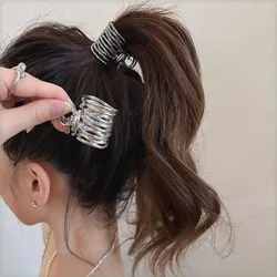 Pinza de pelo de metal Irregular para niña, pinza de cola de caballo alta, horquilla fija, pinza de garra, accesorios para el cabello de sentido avanzado, tocado, nueva moda