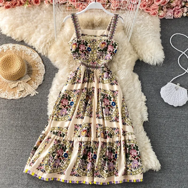 

2023 Flower Printed Spaghetti Strap Holiday Style High Waist Tassels Dress 2021 Summer Women Backless Mid-Length Sundress