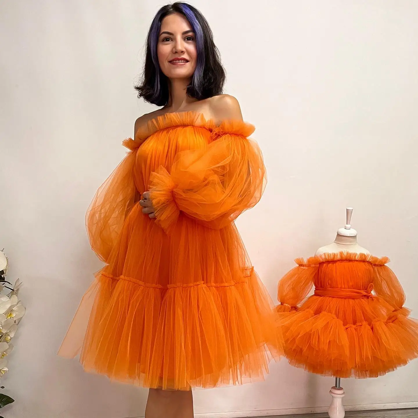 

Orange Women Pregnant Wedding Prom Dress Sexy Off Shoulder Short Maternity Bridal Evening Gown Tiered Tulle Mesh Customized Robe