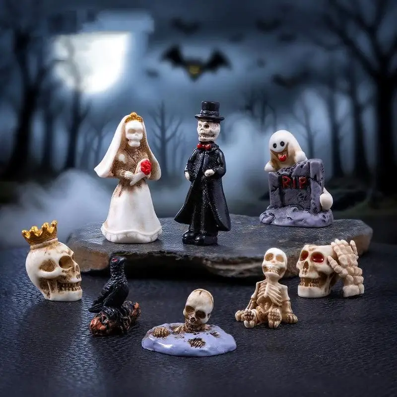 Halloween Mini Resin Skull Ghost Figurine Cartoon Scary Coffin Statue Durable Resin Ornament for Garden Yard Halloween Decor