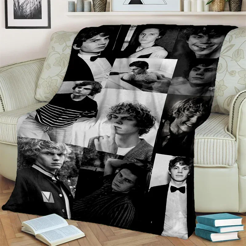 HD Actor Cute Evan Peters Movie TV Blanket,Soft Throw Blanket for Home Bedroom Bed Sofa Picnic Travel Office Cover Blanket Kids