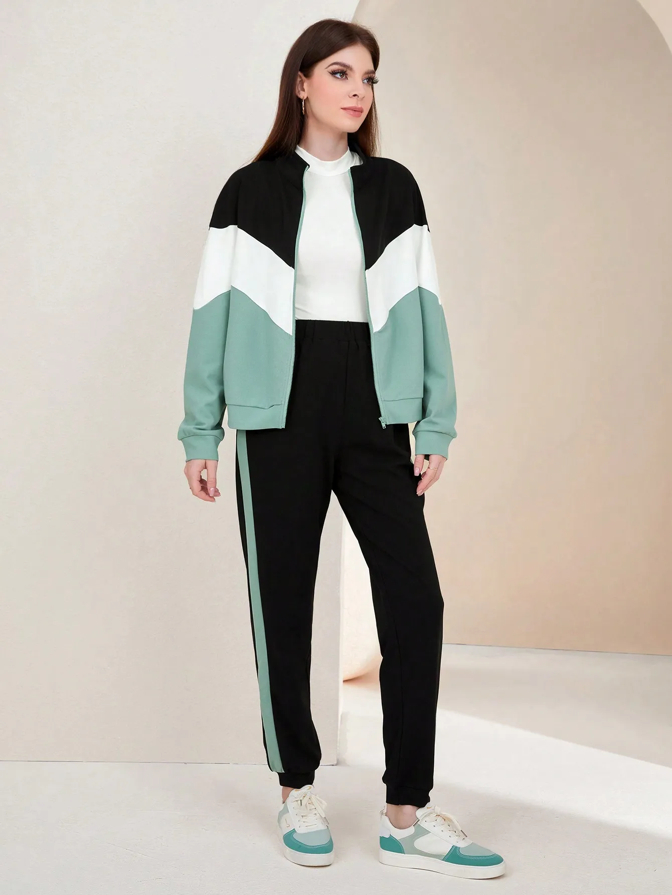 Colorblock Zip-Up Sweatshirt and Joggers Matching Set for Women