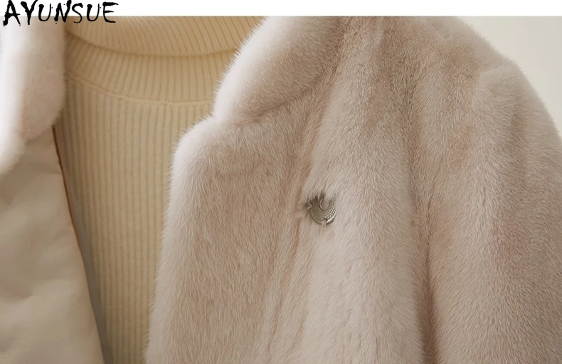 AYUNSUE 本物の毛皮のコート女性服天然女性ミンクレディースコート暖かい冬ジャケット 2025 新しいアウターウェア Шуба Женская