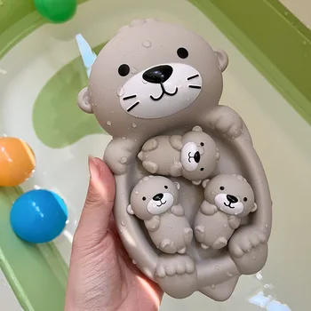 น่ารัก Otter ครอบครัวของเล่นเด็กของเล่นซิลิโคนห้องน้ําของเล่นเด็กลอยน้ําของเล่นนุ่มบีบอ่างอาบน้ําของเล่นสําหรับทารก