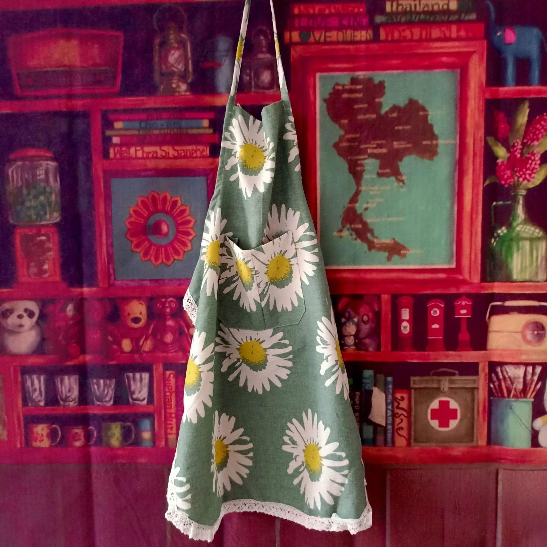 

New Linen Kitchen Apron,Fashionable Workwear,Breathable Anti Fouling Cover,Small Fresh Coarse Cloth Waist Strap Waterproof Apron