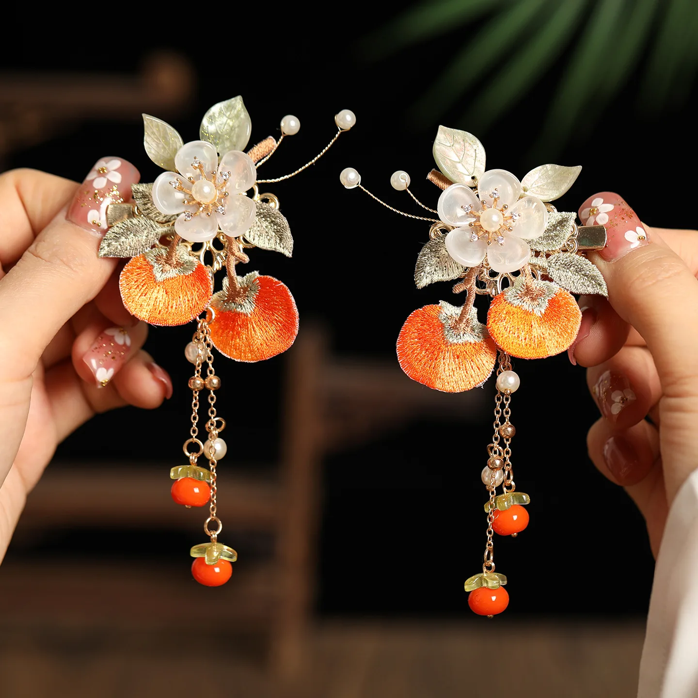 

Creative Embroidery Tassel Hair Clip Simulated Persimmon Hair Clip For Women Vintage Chinese Style Jewelry Hair Accessories