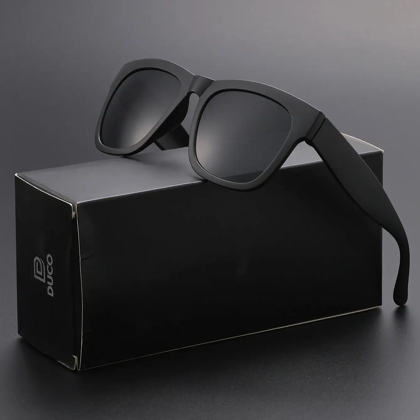 1 Pair Square Sunglasses Unisex Retro Classic Wayfarer UV400 Polarized Sun Glasses Driving Outdoor Sports, Case Not Included.