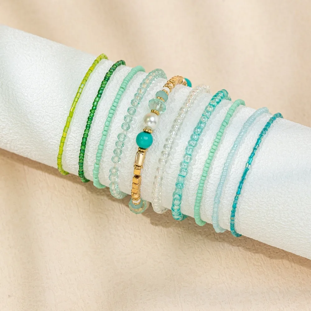 10 قطعة/المجموعة الحلو الملونة البوهيمي الخرز أساور اللؤلؤ تكويم مطرز متعدد الطبقات أساور لامعة سحر الإسورة مجموعة النساء النساء