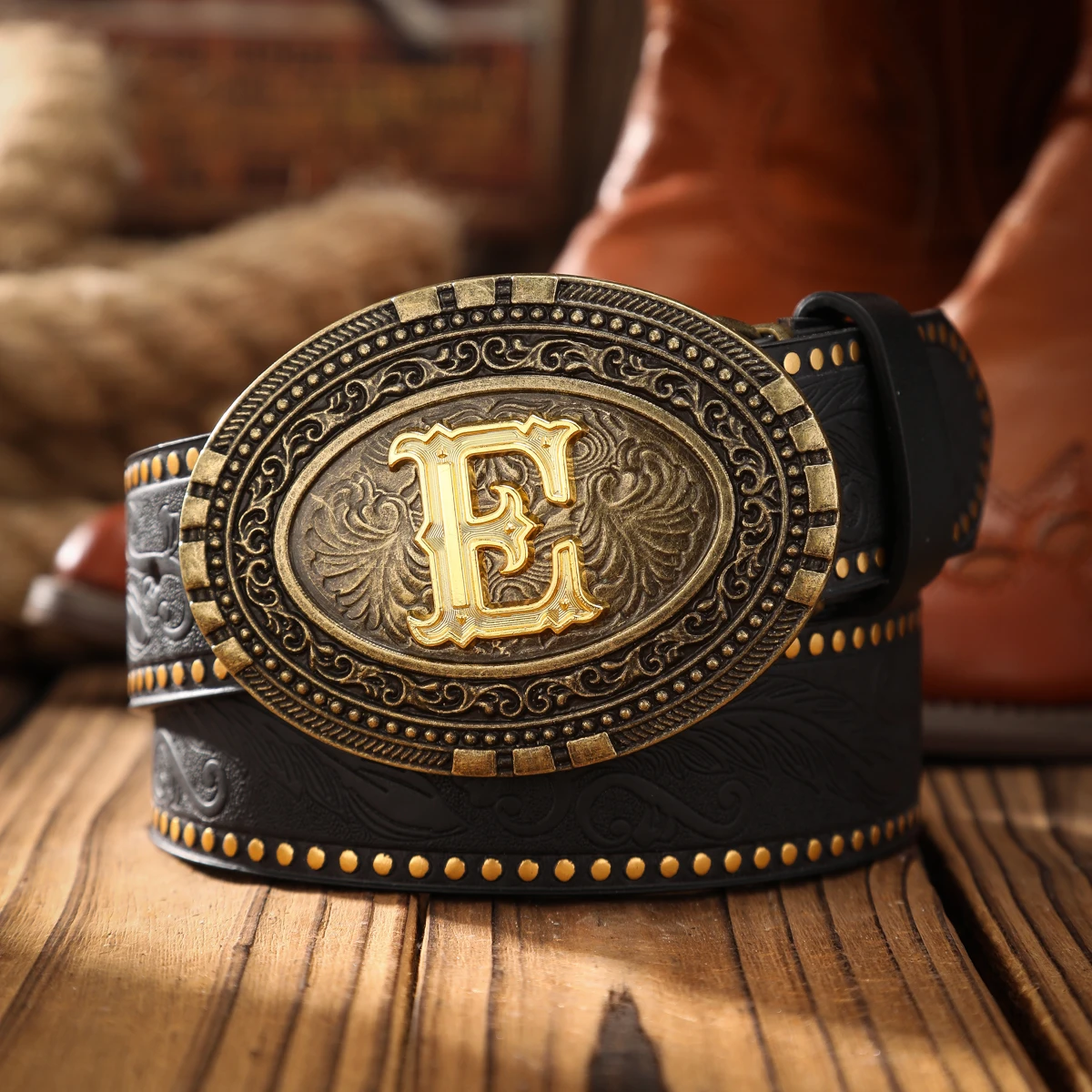Ein lässiger Retro-Gürtel im Western-Stil für Herren und Damen! PU-Ledergürtel mit Metallschnalle, geeignet für den täglichen Arbeitsgebrauch – Detail 5
