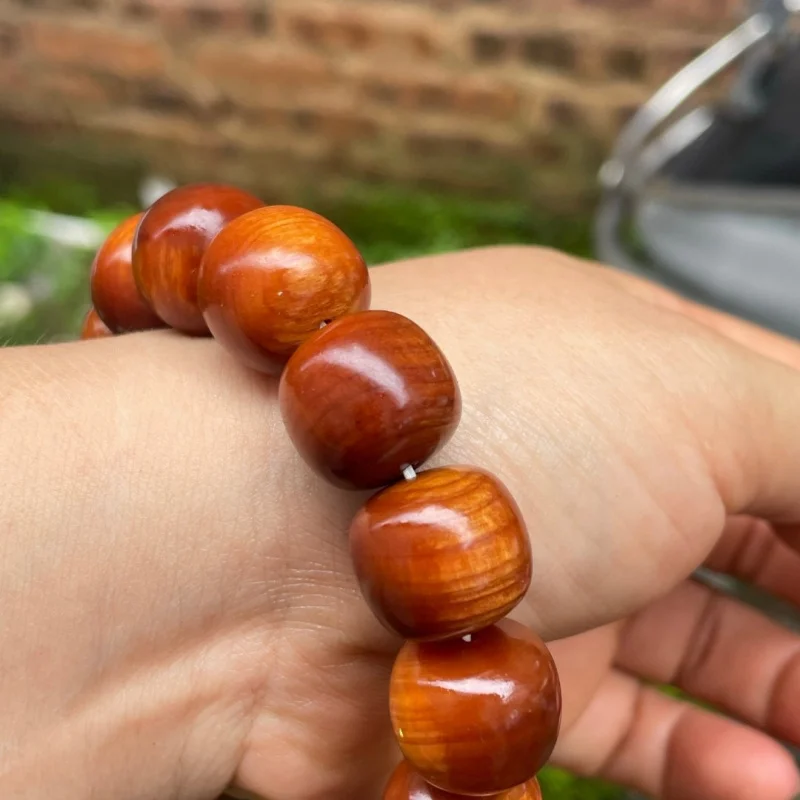Natural Taihang Cliff Cypress Old Material 1.4mm Bracelet, Aged Red Buddha Beads, High Oil Content, Sweet Fragrance, Popular