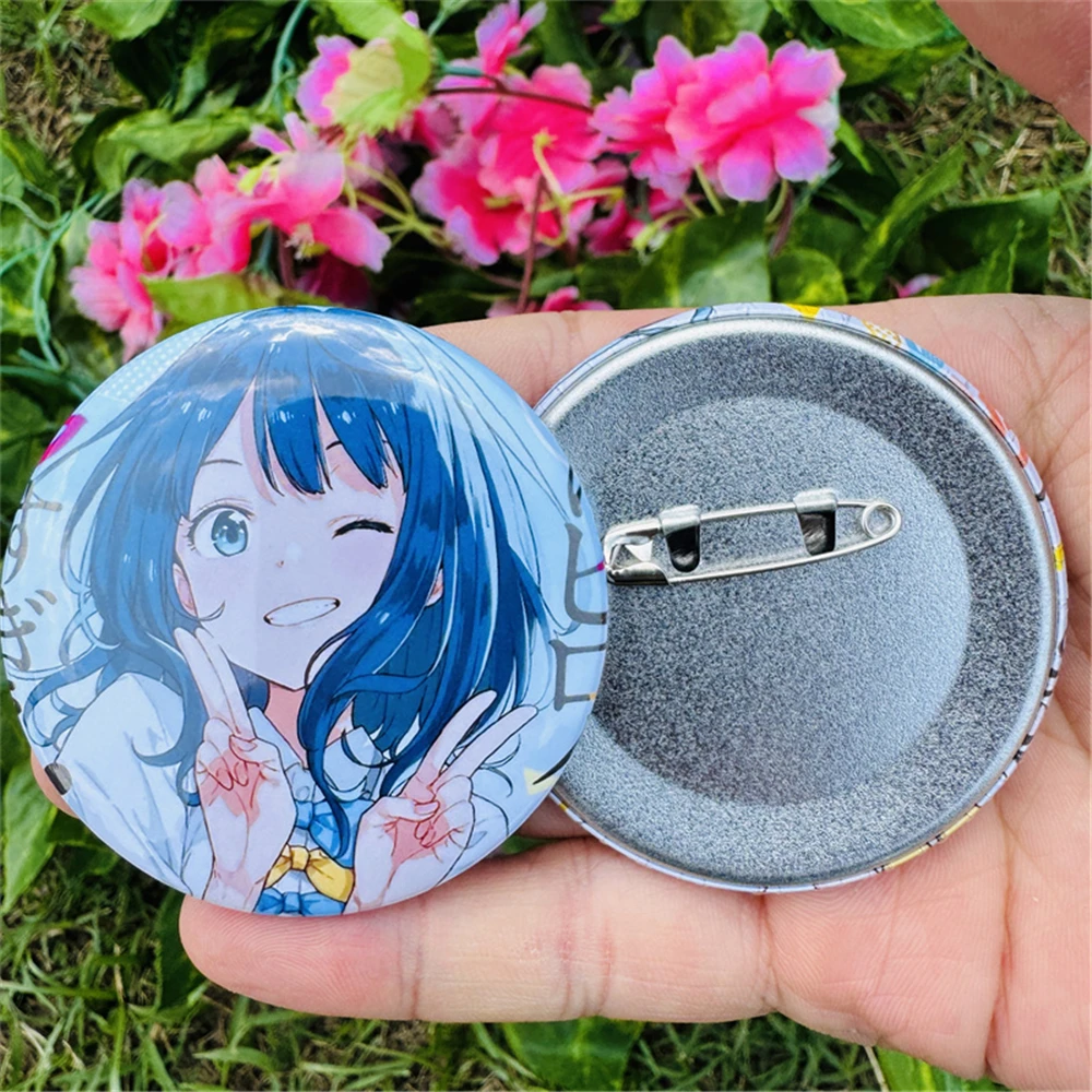 58mm Anime Makeine 너무 많은 패배 영웅 Yanami Anna 코스프레 의상 배지 핀 SPTE Tinplate 브로치 소품 선물