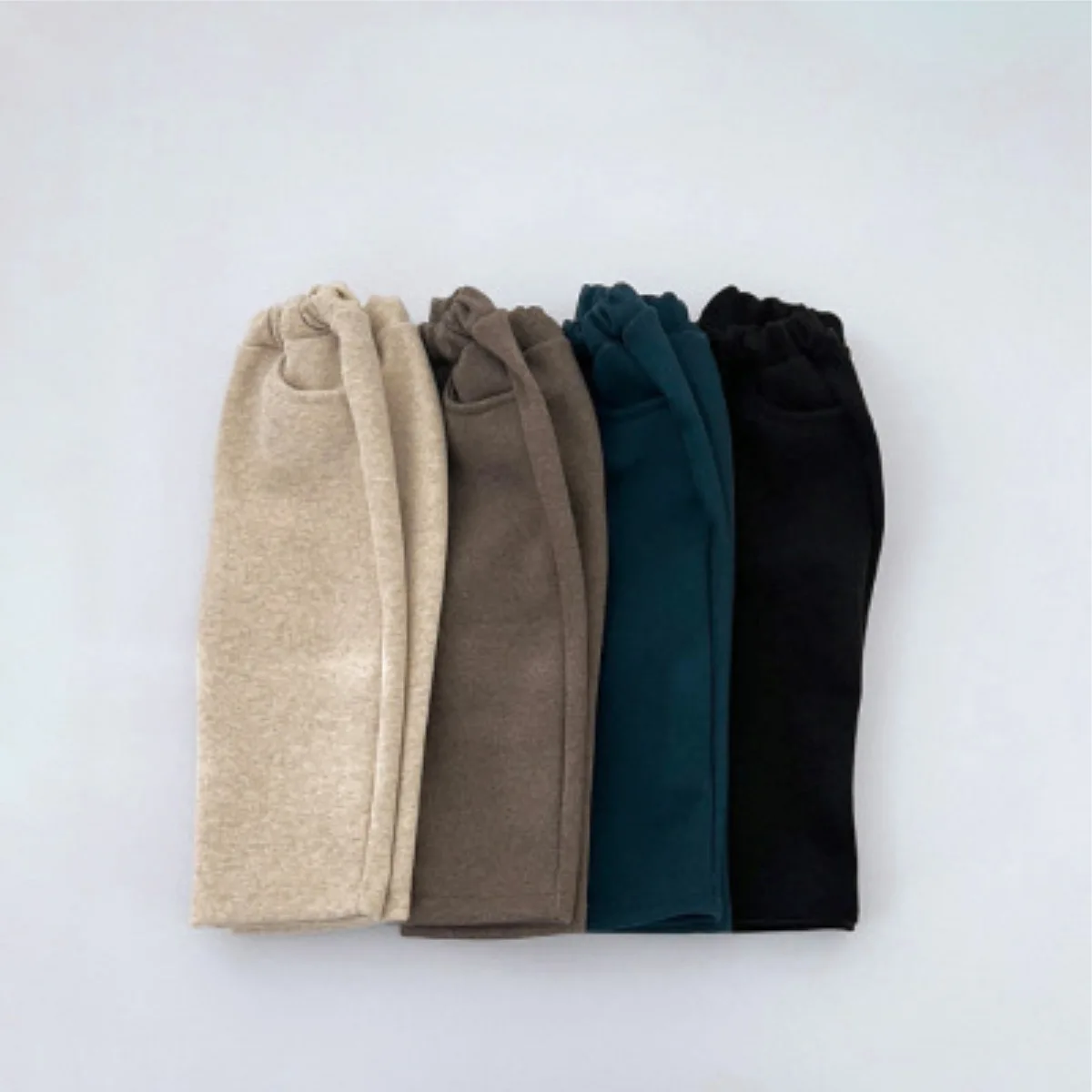 

Winter New Baby Casual Pants Children Solid Simple Trousers Infant Plus Velvet Thick Warm Pants Boys Girls Fleece Harem Pants