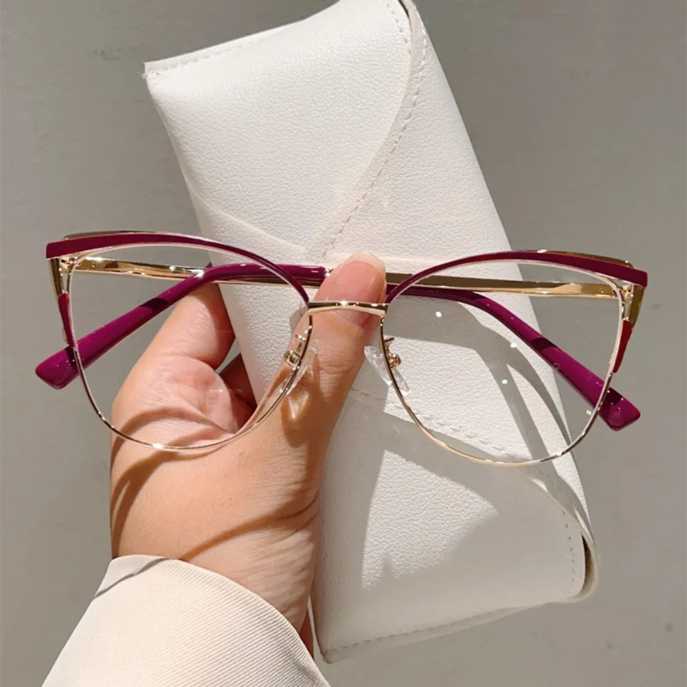 

Vintage Blue Ray Blocking Anti-Blue Light Glasses Eye Protection Ultralight Square Eyeglasses Metal Frame Eyewear Men Women