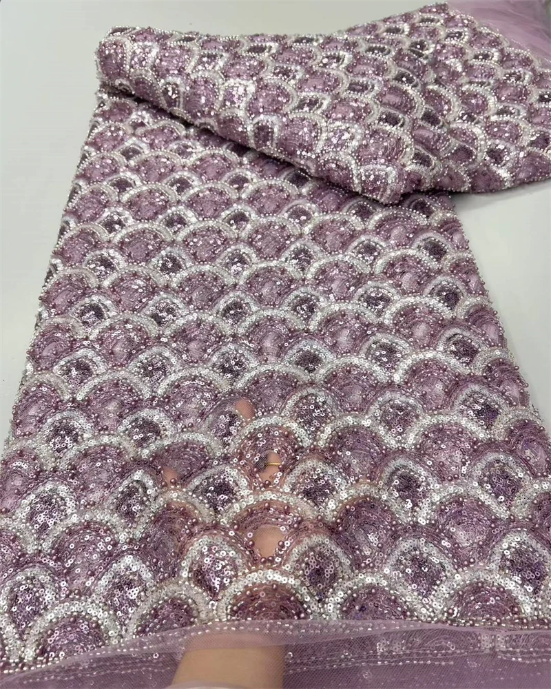 エレガントなフレンチメッシュレース生地ビーズ刺繍とスパンコール付きウェディングドレスアフリカナイジェリアビーズデザイン女性用