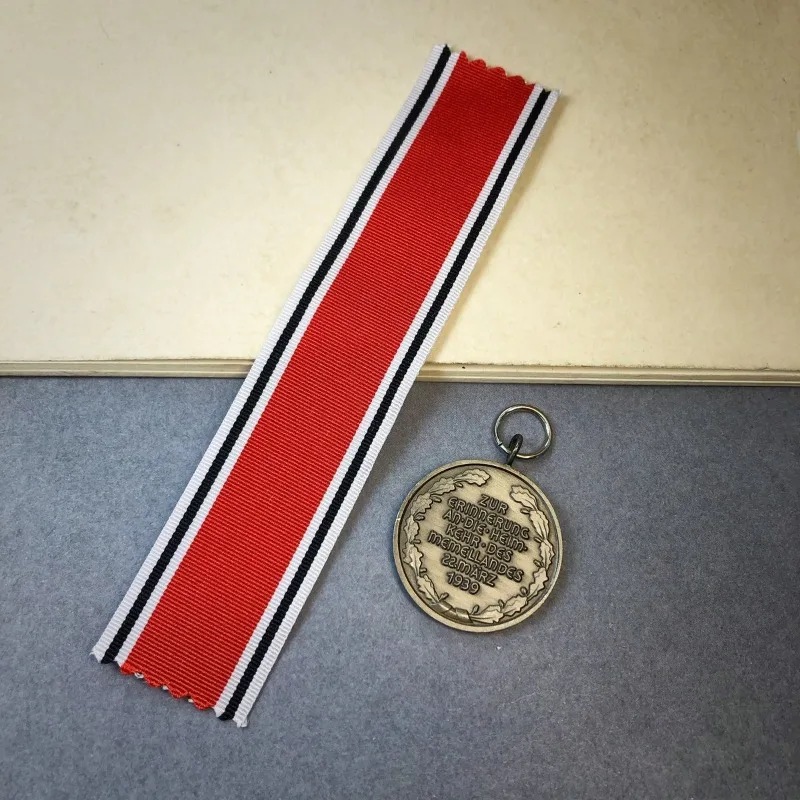 Soviet Medal Prussian Flower Medal Metal Emblem Reproduction Commemorative Medal