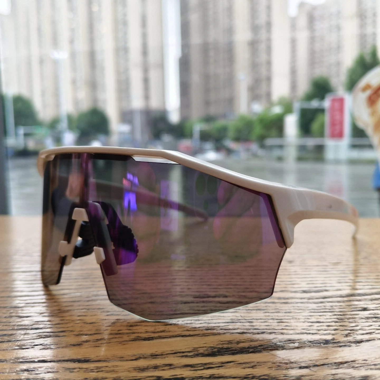 lunettes-de-cyclisme-d'exterieur-unisexes-lunettes-de-velo-de-route-et-de-vtt-lunettes-anti-vent-lunettes-de-sport-et-de-randonnee-photochromiques