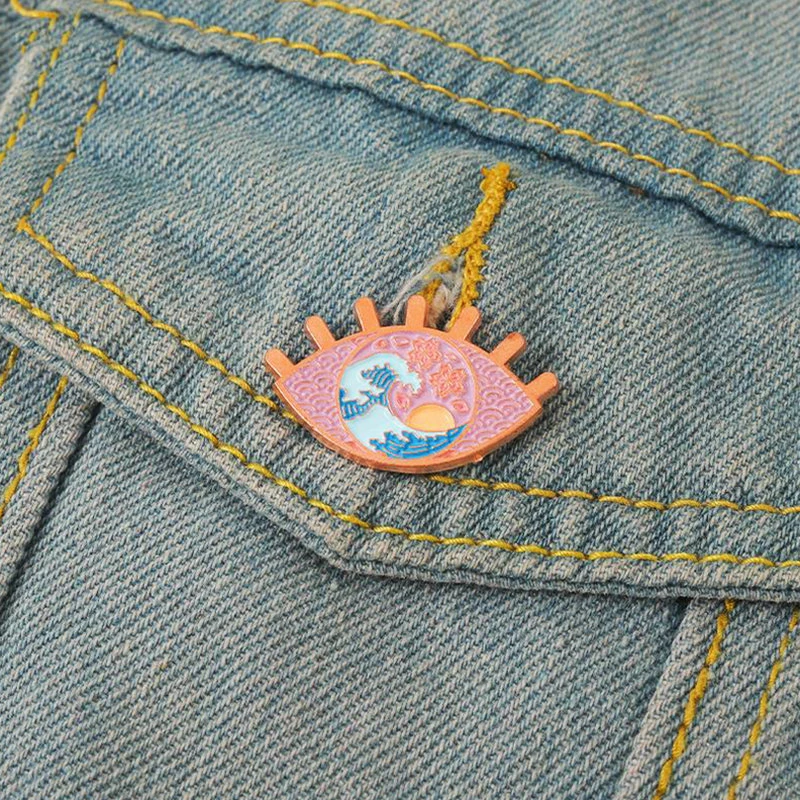 Pines Lapel Badges Painting Art Jewelry Gift for Kids Friends Ocean Wave Eye Enamel Brooch Custom Ukiyo-e Scenery