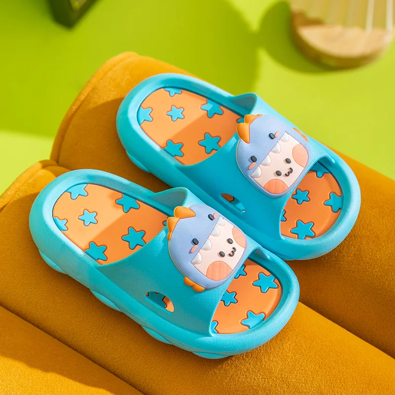 Cartoon Baby Sommer Hausschuhe weiche Sohle rutsch feste Kinder Flip Flops 2024 neue Kinder Haushalt Hausschuhe Jungen Mädchen Waschraum Folien