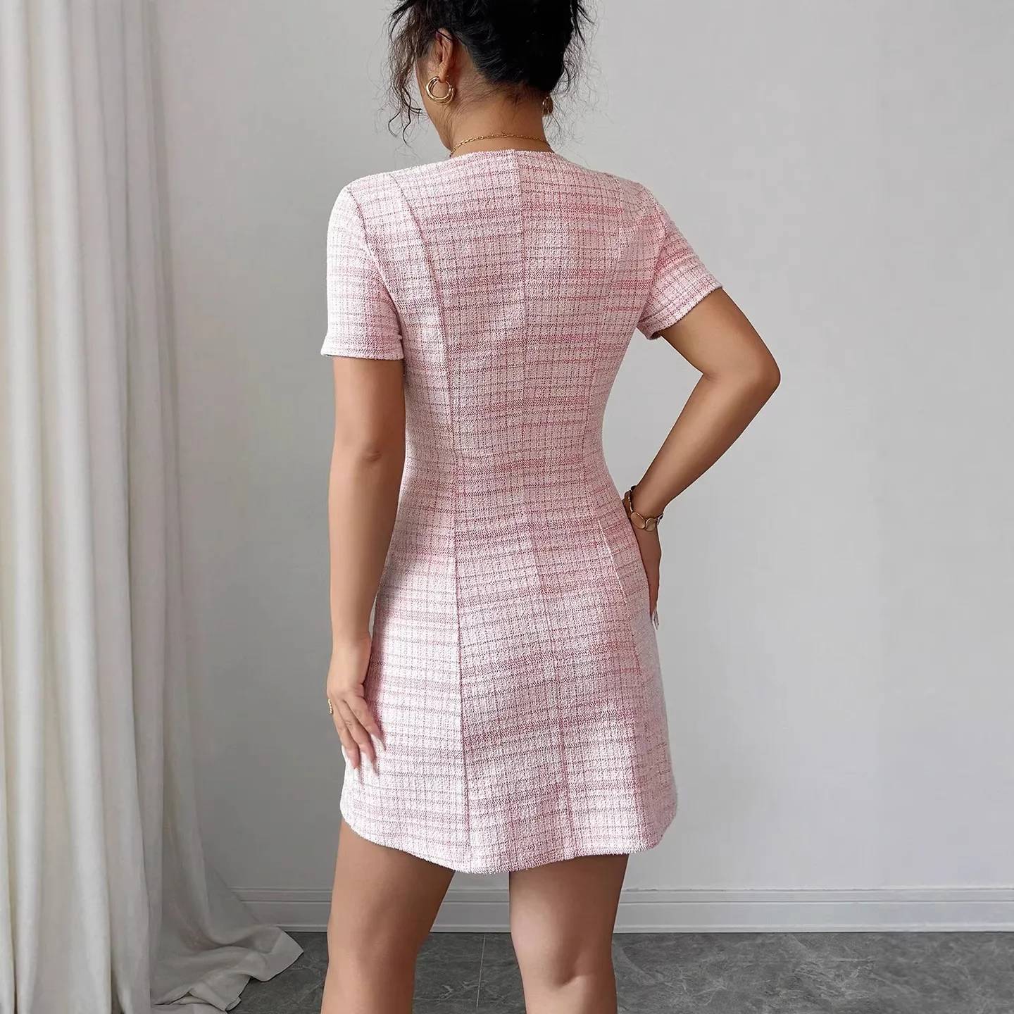 Abito Midi Aderente da Donna Primavera 2026 Casual Elegante per Ufficio e Feste Vestibilità Elasticizzata Lunghezza al Ginocchio Tinta Unita