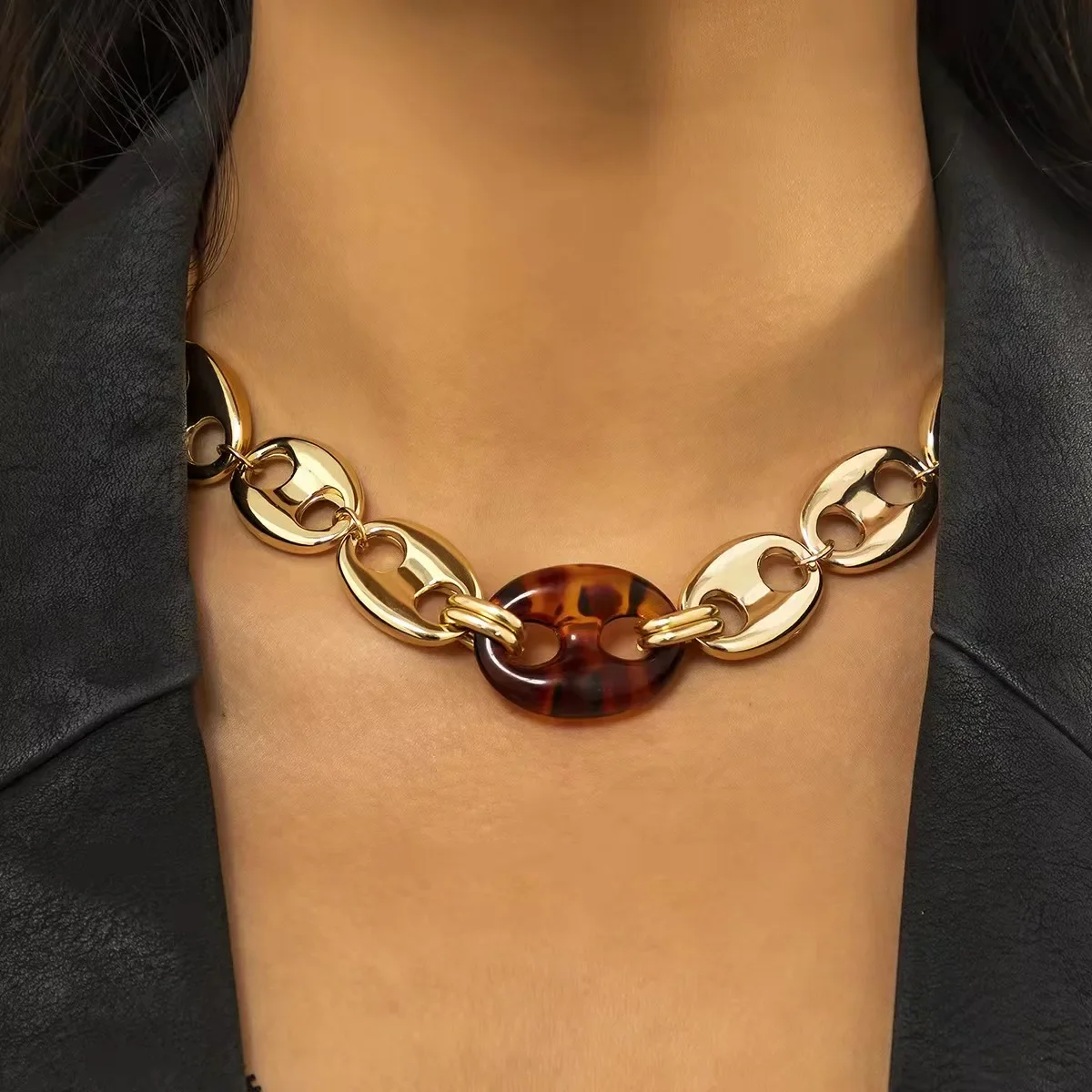 Trendy Clavicle Necklace for Women Egirl Simple Pig Nose Buckle Chain Golden Coffee Beans Necklace  Ins Party Gifts