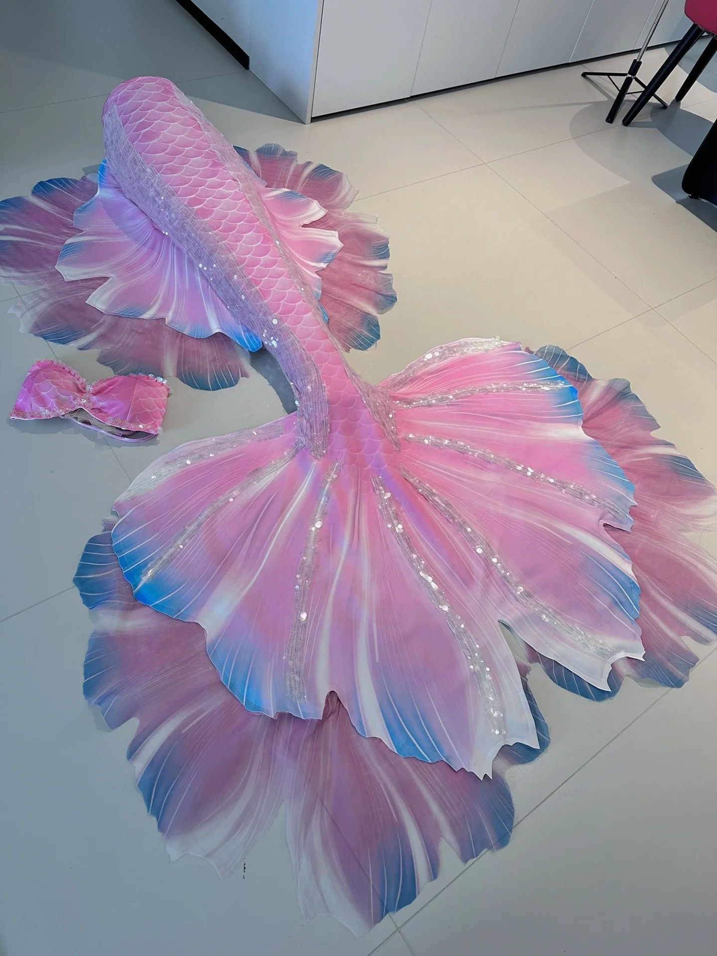 

Tailored Mermaid Tail Exquisite Adult Beauty Fish Tail Underwater Performance Suit Aquarium Shooting Diving Training Fish Tail