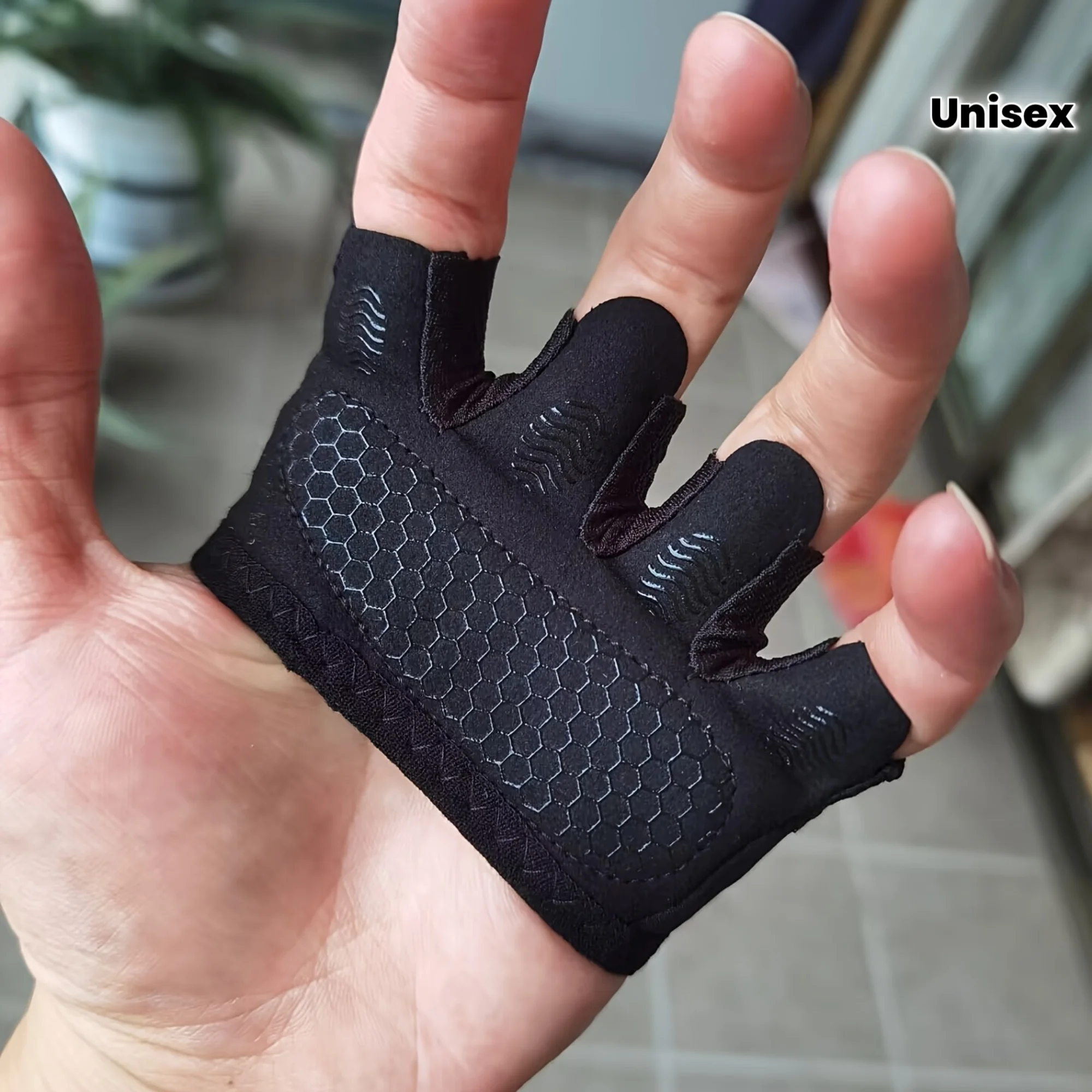 

Универсальные спортивные перчатки с четырьмя пальцами для фитнеса, тренировок на улице и в помещении, нескользящие, с защитой от мозолей, спортивные накладки на ладони