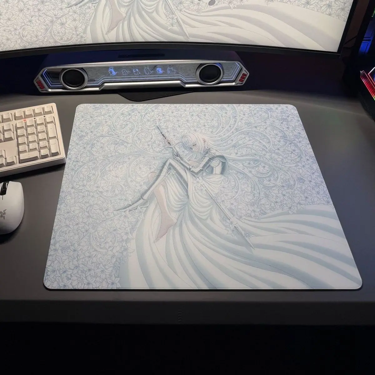 

Japan Kawaii Anime Cool Blue Glass Mouse Pad Gaming Reproduced Upgrade Coated Smooth Surface Custom Gamer FPS Gaming Desk Mat