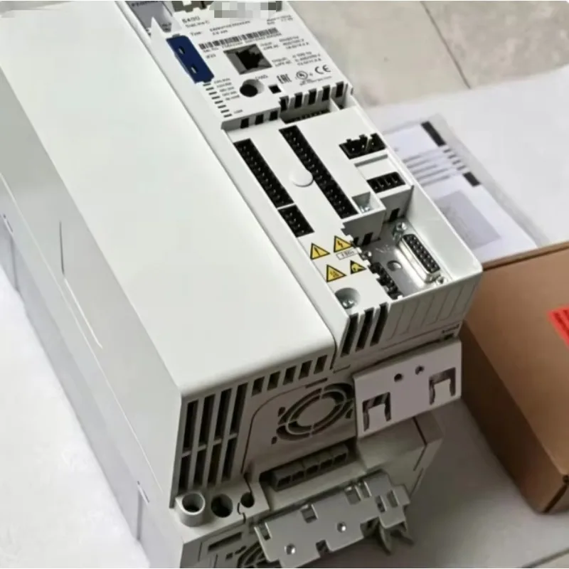 Frequency Inverter E84AVTCE5524VX0/E84AVTCE5524VB0