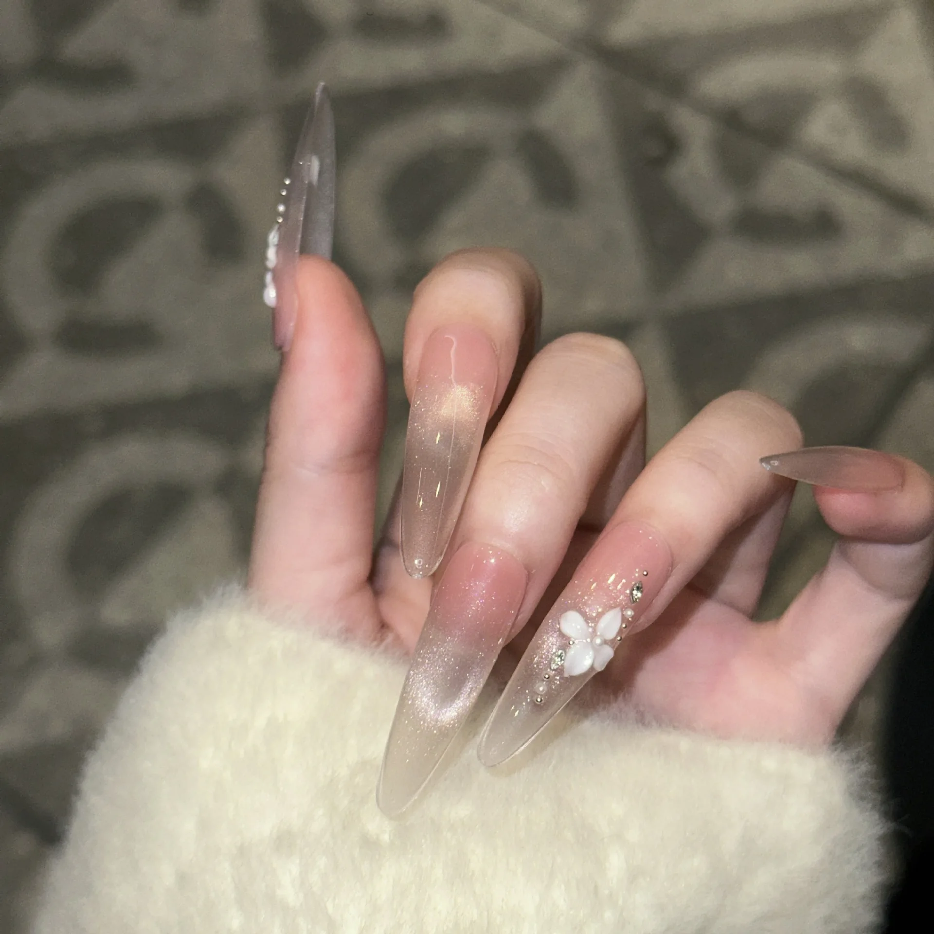 10 قطعة عين القط الفرنسية اللوز اليدوية الصحافة على الأظافر ثلاثية الأبعاد زهرة الأظافر وهمية طويلة الأظافر كاذبة أظافر صناعية نسهل