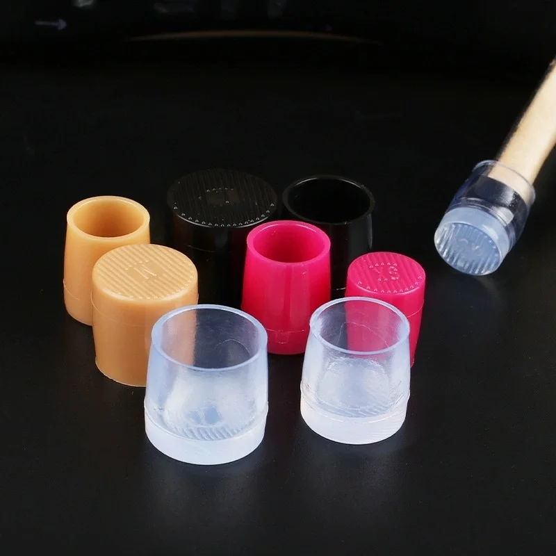 XX/XS/S/M/L امرأة عالية الكعب أغطية الحذاء مادة مربعة لينة التخميد كعب حامي كاتم الصوت عدم الانزلاق كعب حامي