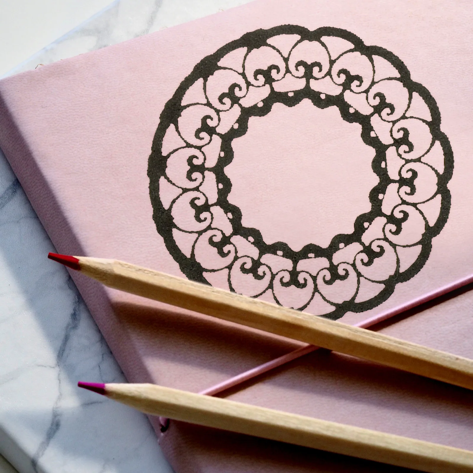 

2pcs Lace Scrapbook Paper Diy Craft Material Vintage Background Sheets For Journal Notebook Decorative Scrapbooking Retro