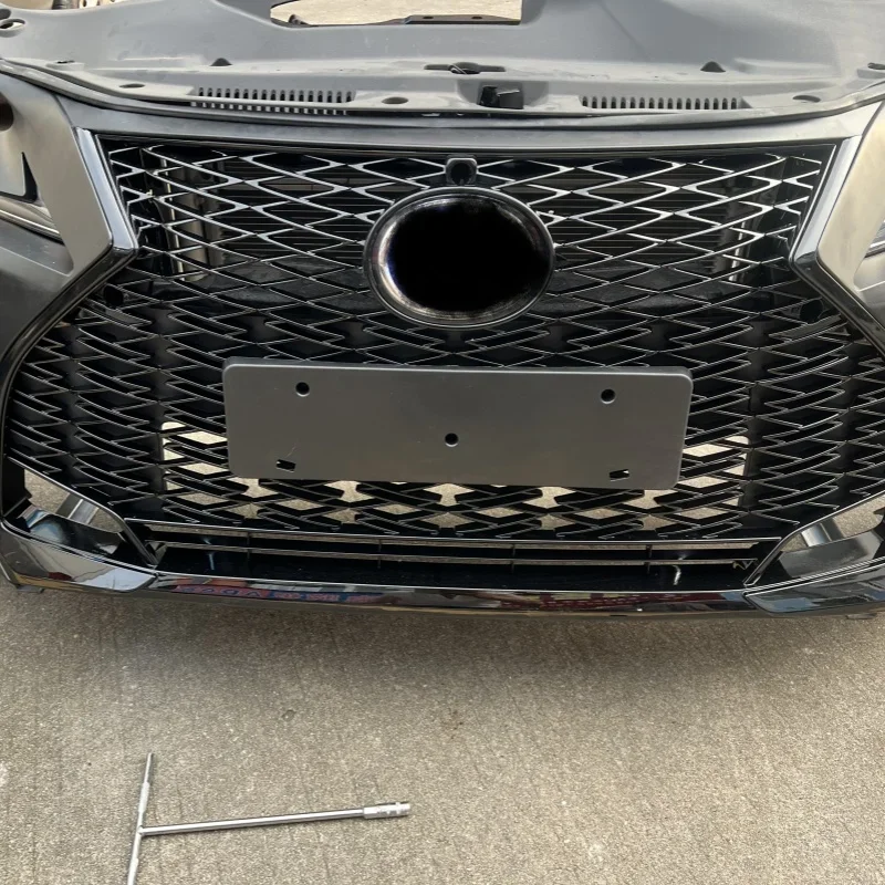 Auto spare parts body kit parts with grille car bumper assembly parts For IS200T IS300H IS350 2013-2020 2