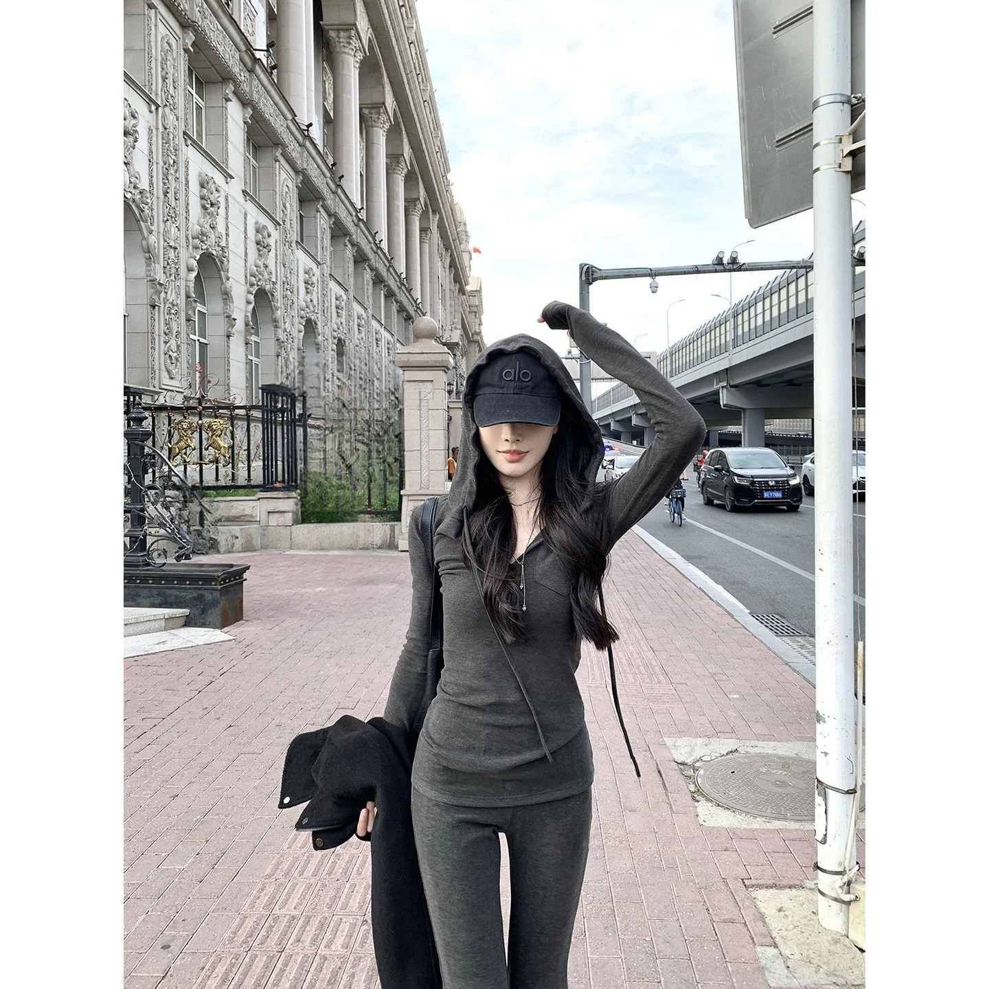

Fashionable Knitted Set with Waist-Cinching Slim Fit Hoodie Jacket And Straight Leg Micro Flare Casual Pants for Women