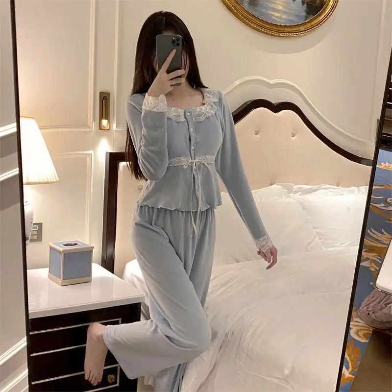 

Kawaii Autumn Island бархатный пояс нагрудный коврик модный повседневный комплект женской одежды корейский популярный тонкий бархатный комплект домашней одежды