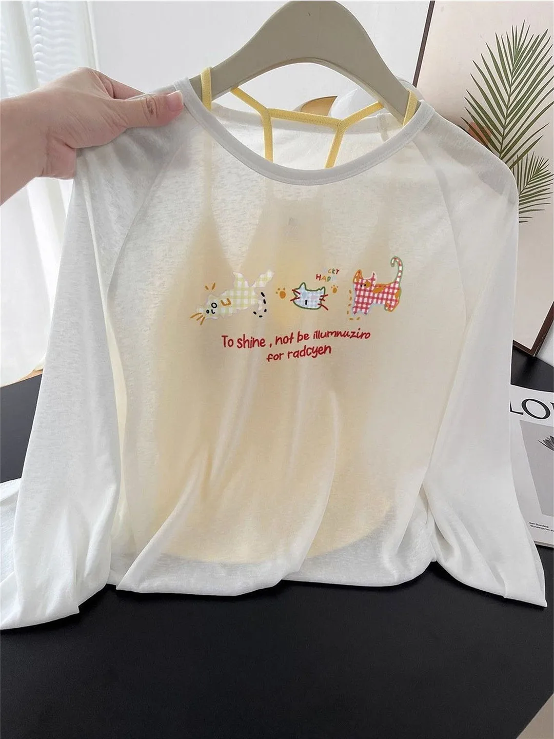 

Art Student Long Sleeve Lightweight Breathable Korean Style Top Women's Cartoon Beachwear Sun Protection Shirt Layering Trendy